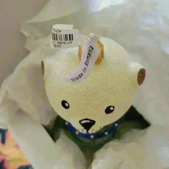 Neiman Marcus-Bear Ornament - Picture 4 of 6